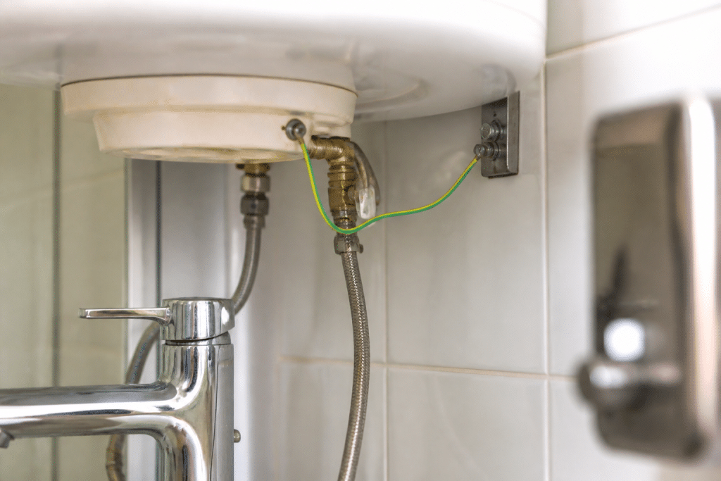Fil de terre jaune vert connecte equipement salle bain