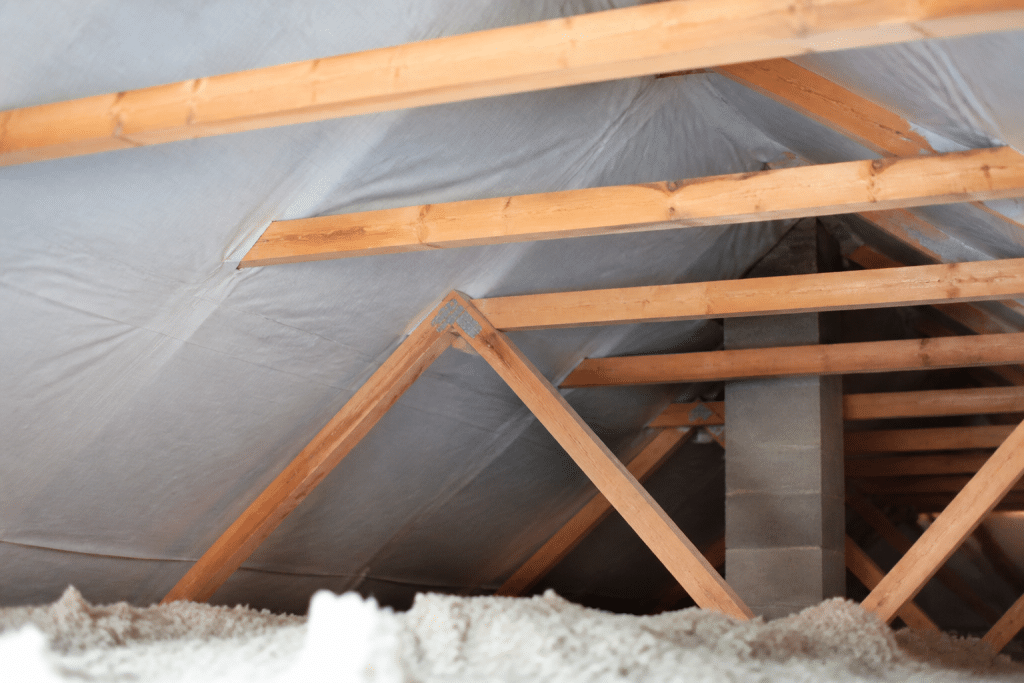 Inspection combles avec membrane etancheite air visible